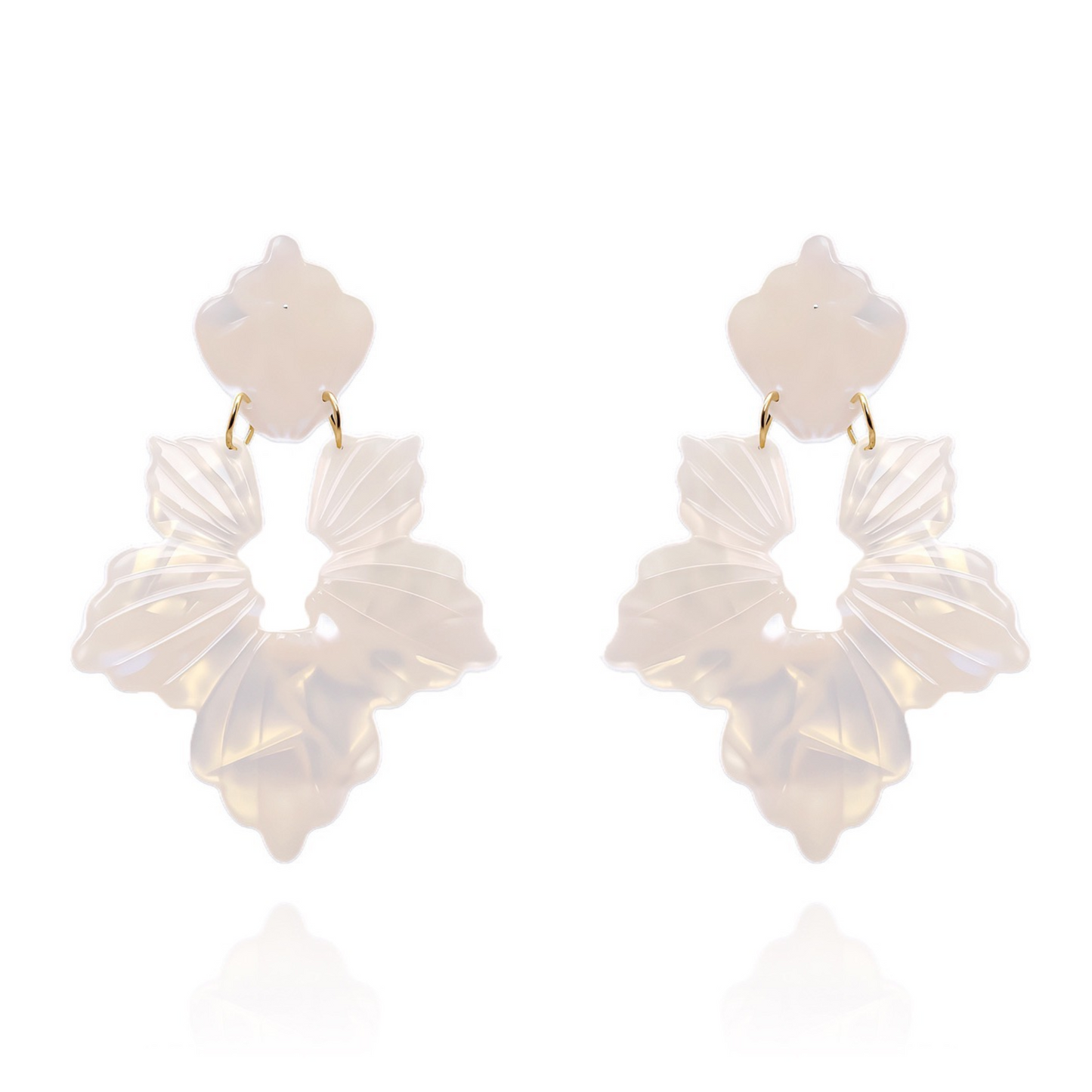 PEARL WHITE LEAF EARRINGS